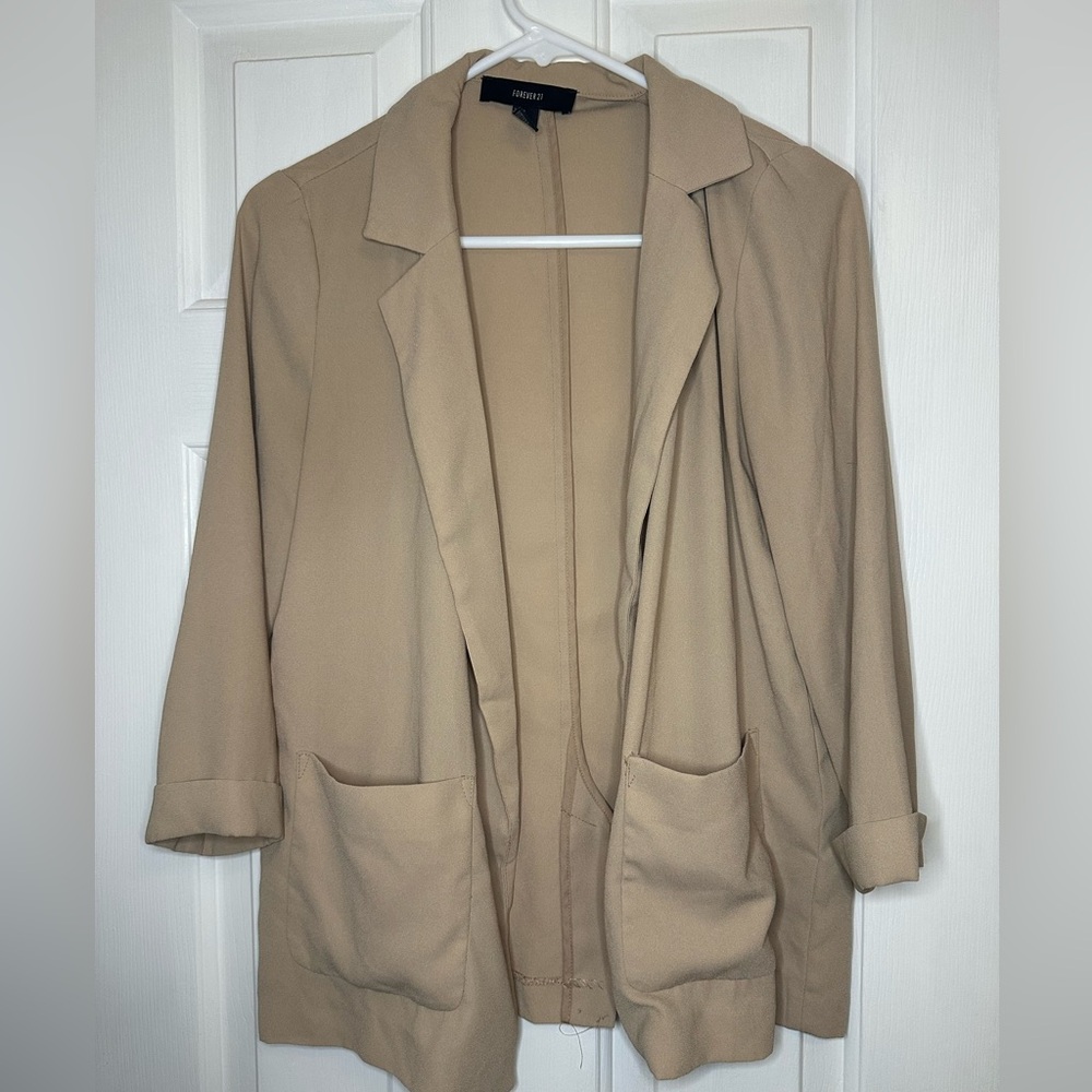 Forever 21 Small Beige Lightweight Blazer Open Front 1/2 Sleeve Tan